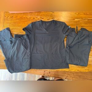 Med Couture charcoal gray scrub set
